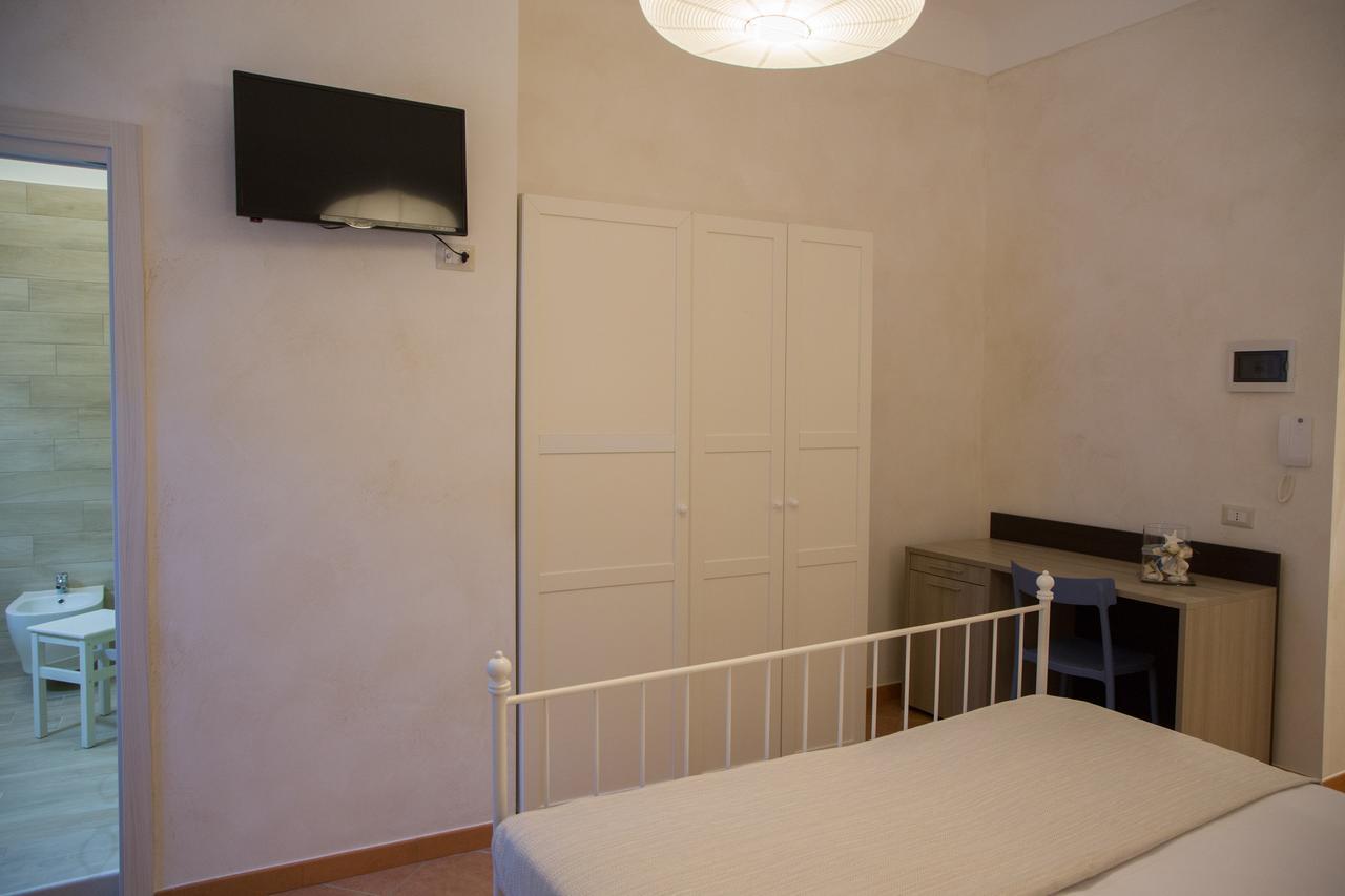 Bed and Breakfast Alta Marea Margherita Di Savoia Exterior foto